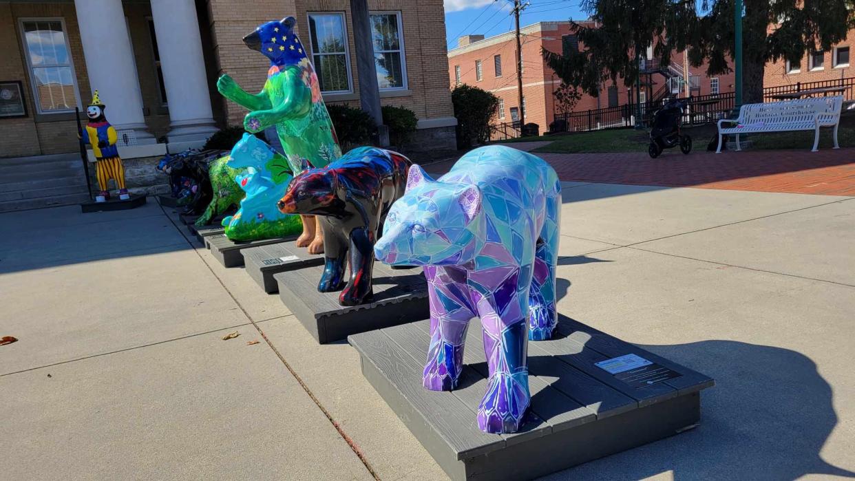 The 2023 Bearfootin' Bears were on display at the Historic Henderson County Courthouse Plaza prior to the end of the auction on Oct. 21.