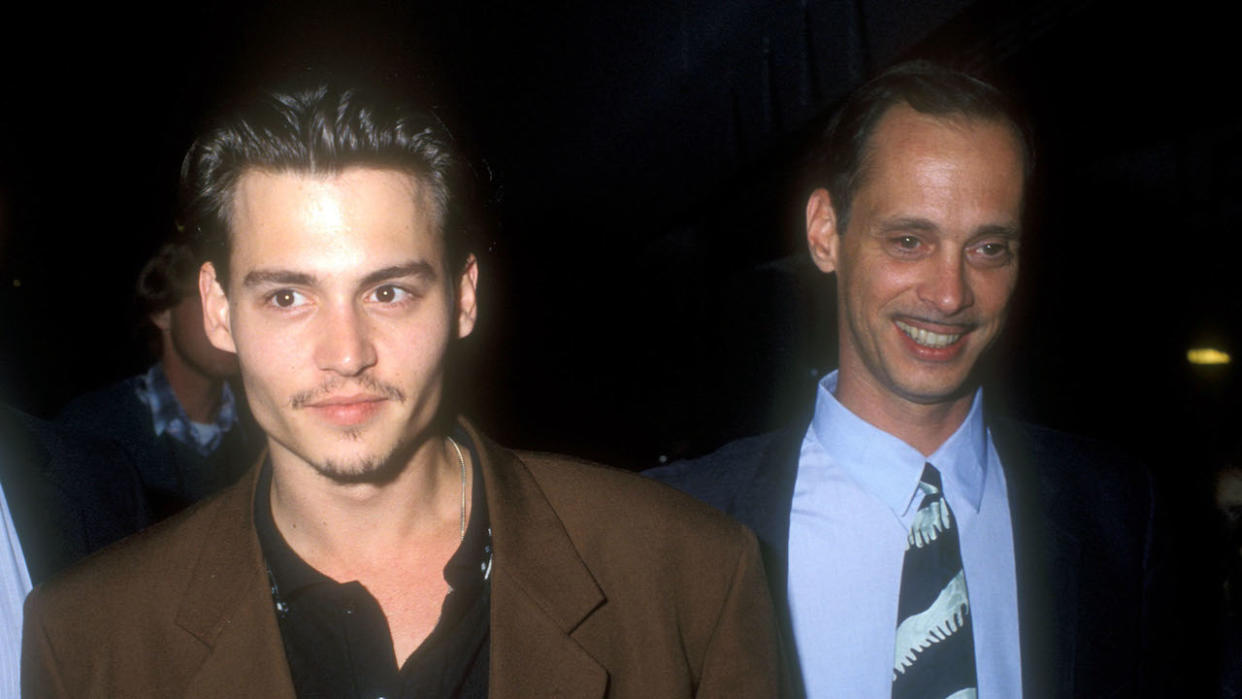  Johnny Depp and John Waters at the premiere of Parenthood. 