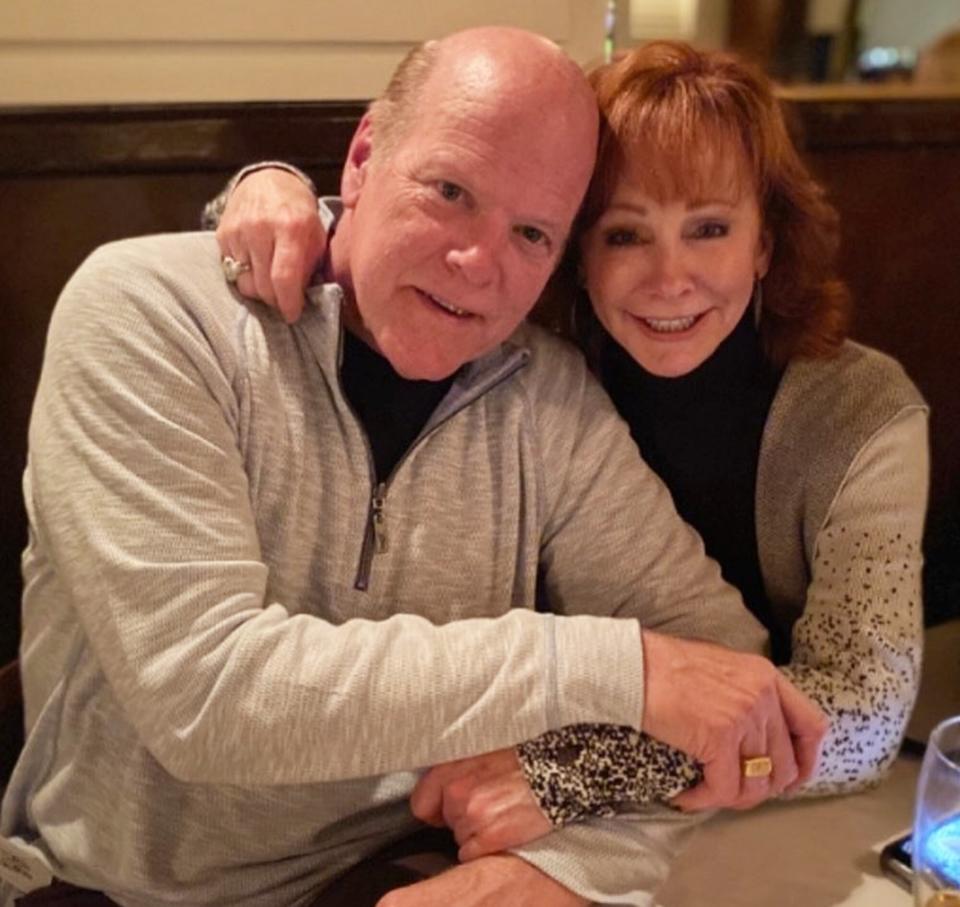 Reba McEntire and Rex Linn