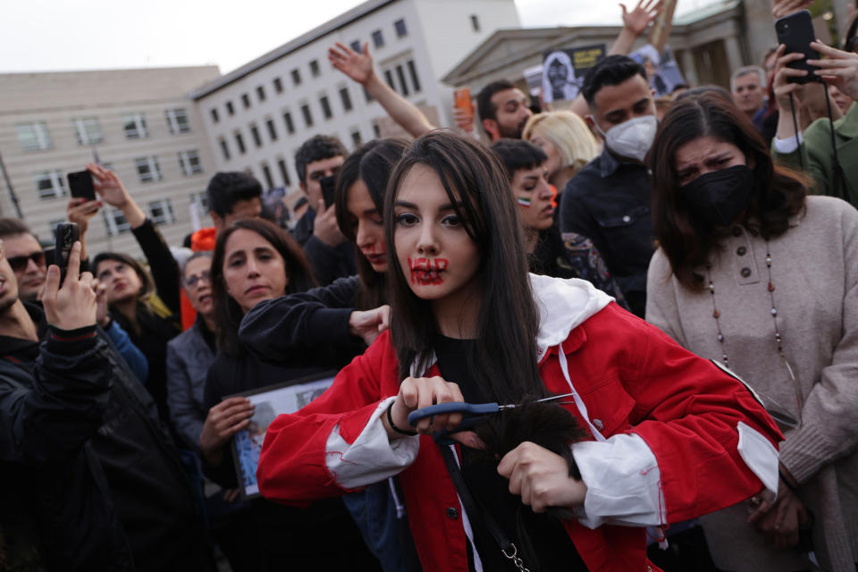   Sean Gallup / Getty Images