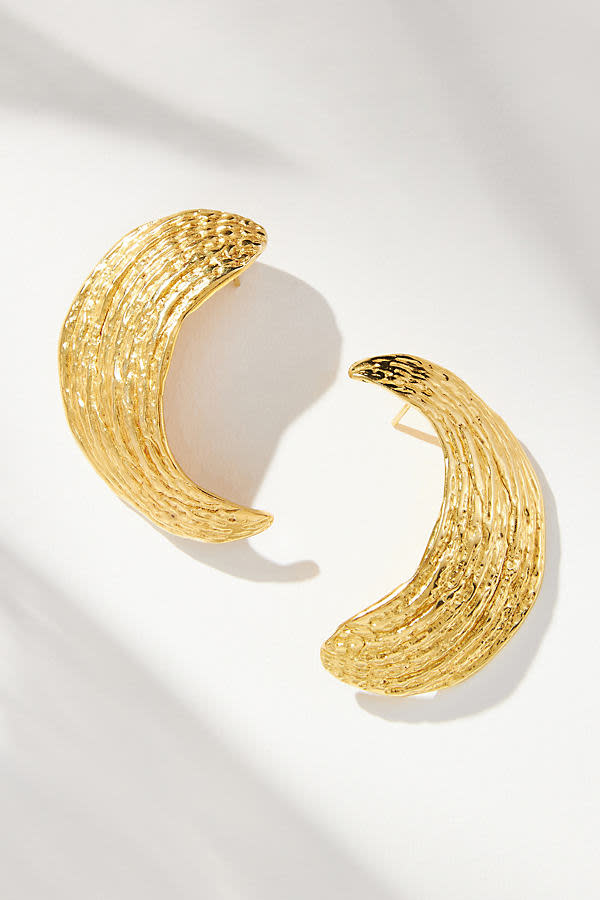 <p><a href="https://go.redirectingat.com?id=74968X1596630&url=https%3A%2F%2Fwww.anthropologie.com%2Fshop%2Fysso-the-broken-shell-earrings&sref=https%3A%2F%2Fwww.townandcountrymag.com%2Fstyle%2Ffashion-trends%2Fg44563455%2Fbest-dressed-celebrities-wimbledon-2023%2F" rel="nofollow noopener" target="_blank" data-ylk="slk:Shop Now;elm:context_link;itc:0;sec:content-canvas" class="link rapid-noclick-resp">Shop Now</a></p><p>The Broken Shell Earrings</p><p>$350.00</p><p>anthropologie.com</p>