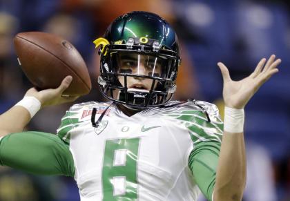 Marcus Mariota should be a Heisman Trophy candidate this season. (AP)