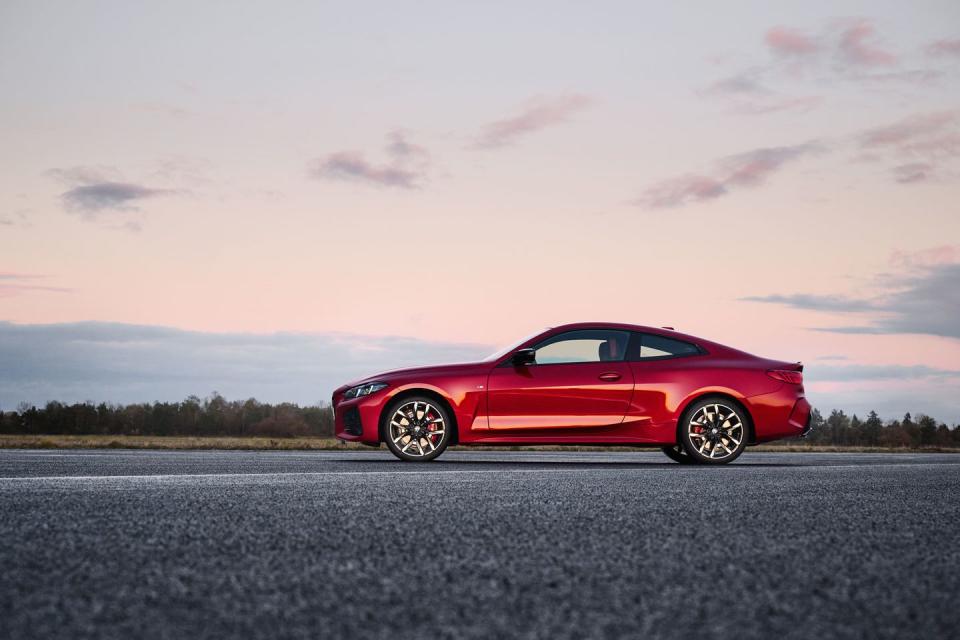 2025 bmw 4series side profile