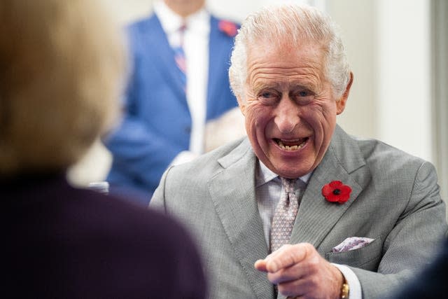 Charles talking to Kindertransport refugees 