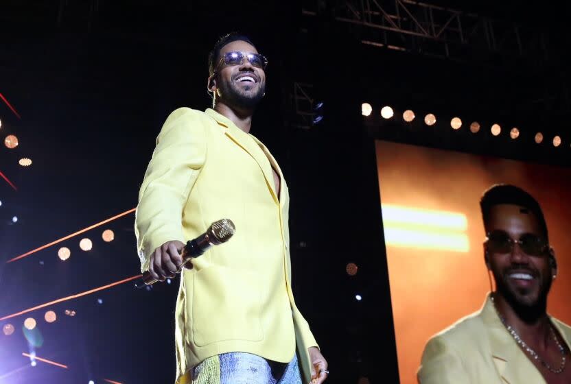 Romeo Santos durante su presentación en el SoFi Stadium como parte de su gira "Fórmula Vol. 3 Tour" celebrada el sábado 3 de junio en Inglewood, CA.