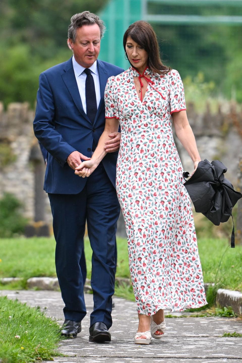 David Cameron and Samantha Cameron arrive at the wedding of George Osborne and Thea Rogers (Getty Images)