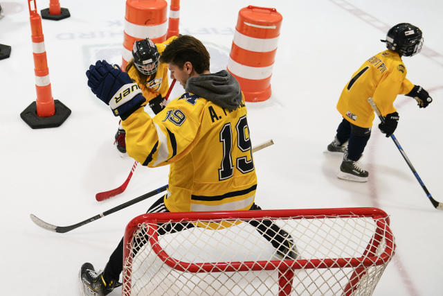 Adam Fantilli not worried about being overshadowed at NHL draft; return to  Michigan still an option - The San Diego Union-Tribune