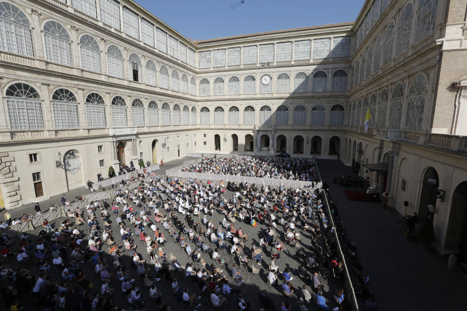 A view of Pope Francis weekly general audience in San Damaso courtyard at the Vatican, Wednesday, Sept. 9, 2020. (AP Photo/Andrew Medichini)