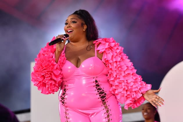 Lizzo Announces Scholarship for Black Music Students at Alma Mater