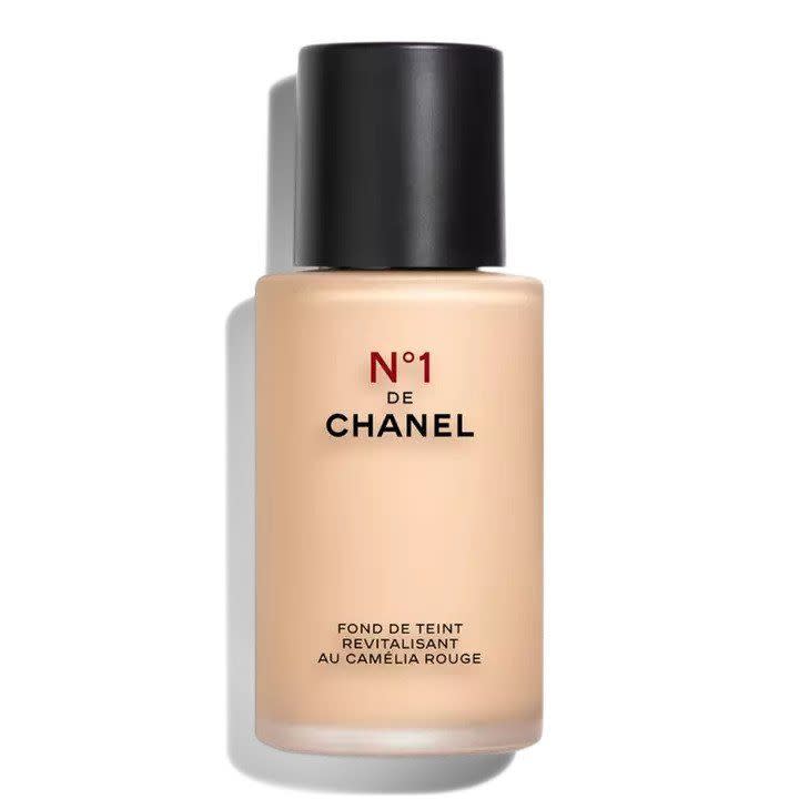 <p><strong>N°1 DE CHANEL</strong></p><p>ulta.com</p><p><strong>$70.00</strong></p><p><a href="https://go.redirectingat.com?id=74968X1596630&url=https%3A%2F%2Fwww.ulta.com%2Fp%2Fred-camellia-revitalizing-foundation-pimprod2029950&sref=https%3A%2F%2Fwww.townandcountrymag.com%2Fstyle%2Fbeauty-products%2Fg26860515%2Fbest-foundations-for-mature-skin%2F" rel="nofollow noopener" target="_blank" data-ylk="slk:Shop Now;elm:context_link;itc:0;sec:content-canvas" class="link ">Shop Now</a></p><p>Powered by skin-protective and regenerative red camellia oil, this is Chanel's first major move into clean, sustainable color, with a formula comprised of 97 percent natural ingredients. The uncompromising quality one would expect from Chanel is tangible in this silky foundation, which leaves a luminous finish and feels lightweight and comfortable on the skin. </p>