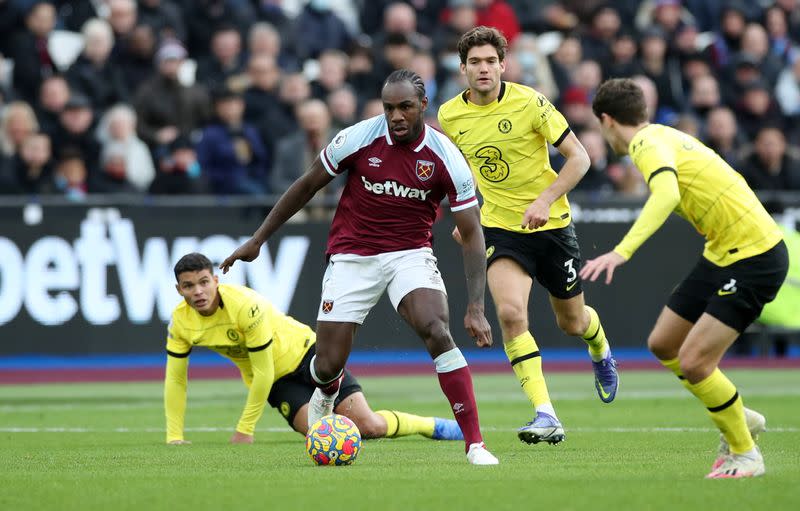 Premier League - West Ham United v Chelsea