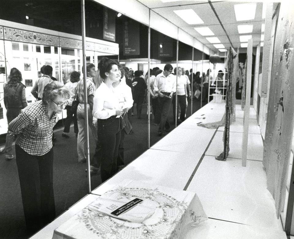 China Pavilion exhibit at the World's Fair, November, 1982.