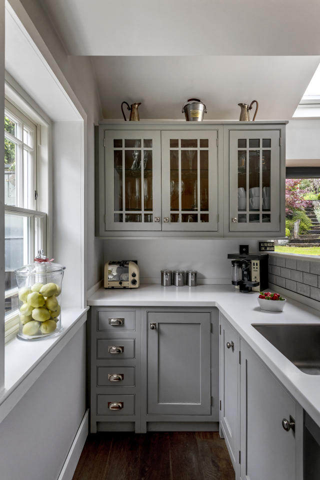 33 Sophisticated Gray Kitchen Ideas - Chic Gray Kitchens