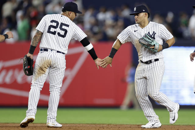 Domínguez's first Yankee Stadium homer, 3 hits lift Yanks over Tigers 4-3  and above .500