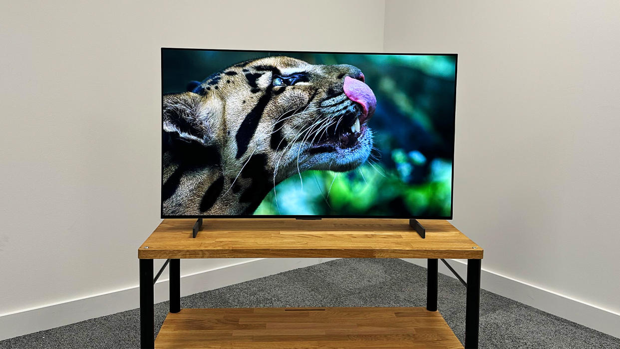  OLED TV: LG OLED42C3. 