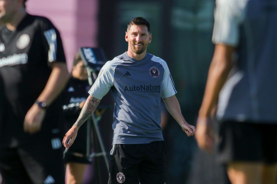 Lionel Messi takes part in his first training session with Inter Miami at Florida Blue Training Center.