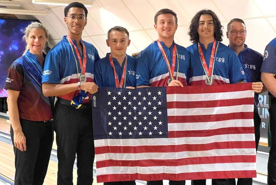 Coldwater's Alec Keplinger (middle) poses with his Junior Team USA teammates after winning the silver medal at the 2022 World Championships