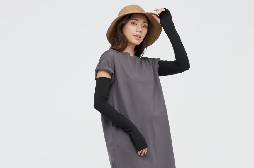 Uniqlo Mesh Arm Covers. (PHOTO: Uniqlo Singapore)