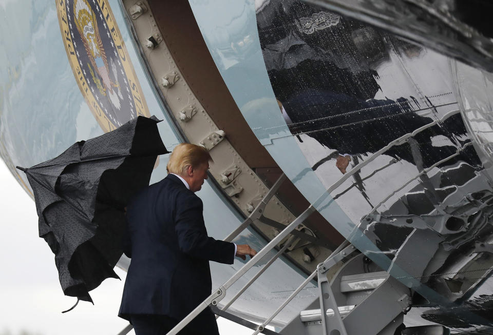 <p>President Donald Trump boards Air Force One when departing from Glasgow, Scotland, on his way to Helsinki, Finland, Sunday, July 15, 2018 on the eve of his meeting with Russian President Vladimir Putin. (Photo: Pablo Martinez Monsivais/AP) </p>