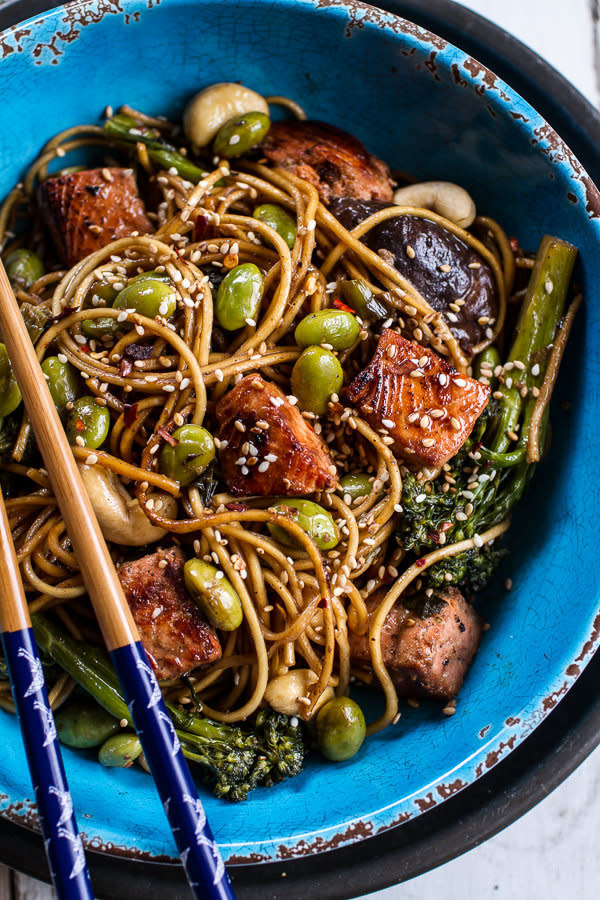 <strong>Get the<a href="http://www.halfbakedharvest.com/sake-ginger-soba-noodle-salmon-stir-fry/" target="_blank"> Sake and Ginger Soba Noodle Salmon Stir Fry recipe</a> from Half Baked Harvest</strong>