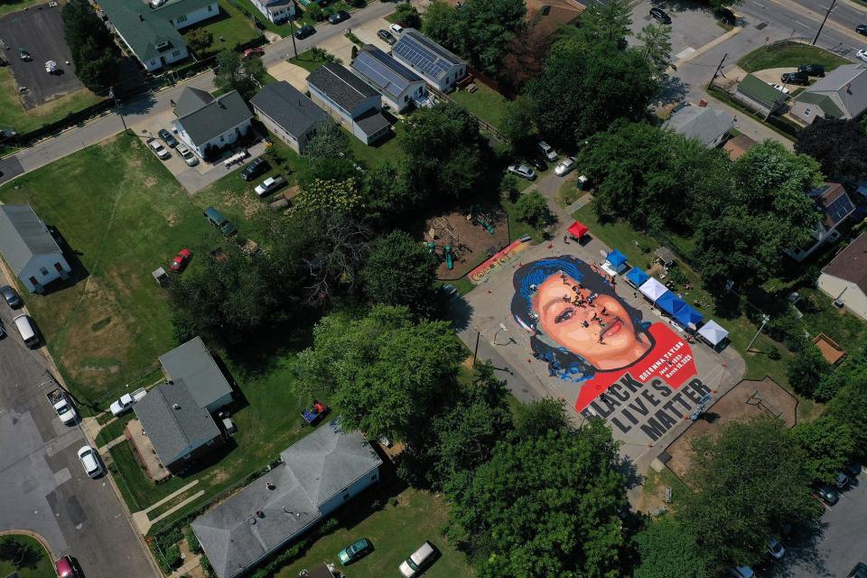 A mural in Annapolis, Maryland, honors Breonna Taylor, who was shot and killed by members of the Louisville Metro Police Department in March 2020.