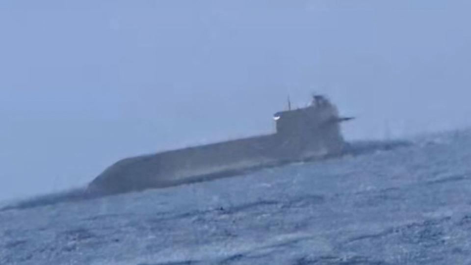 澎湖漁民目前目擊中國潛艦浮上水面。（民眾提供）