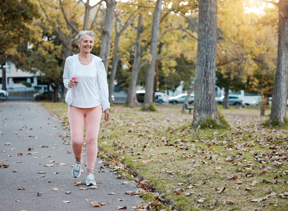 woman on morning walk, concept of healthiest morning habits