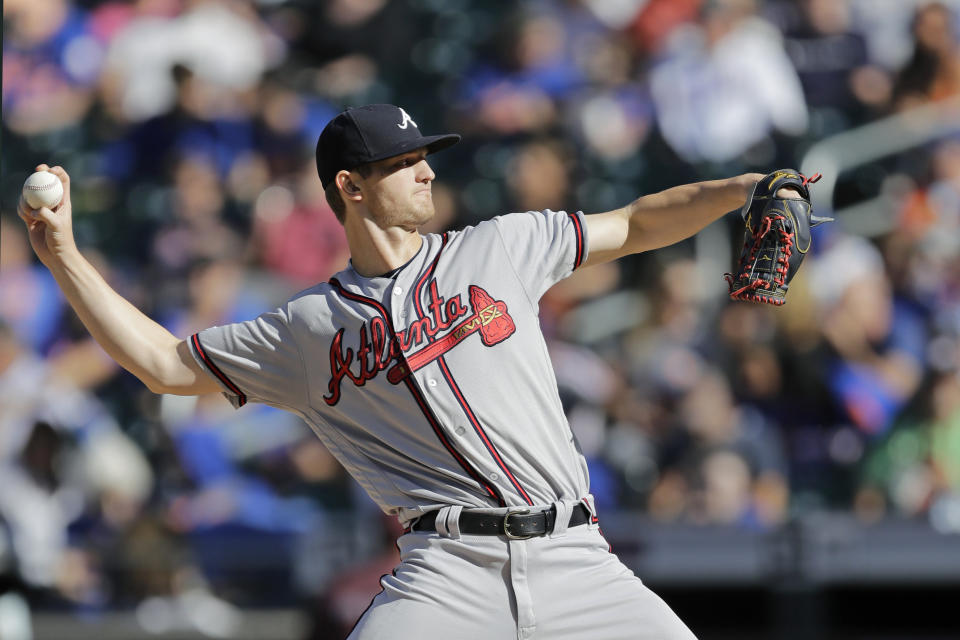 Atlanta Braves starting pitcher Mike Soroka winds up during the first inning of a baseball game against the New York Mets, Sunday, Sept. 29, 2019, in New York. (AP Photo/Kathy Willens)