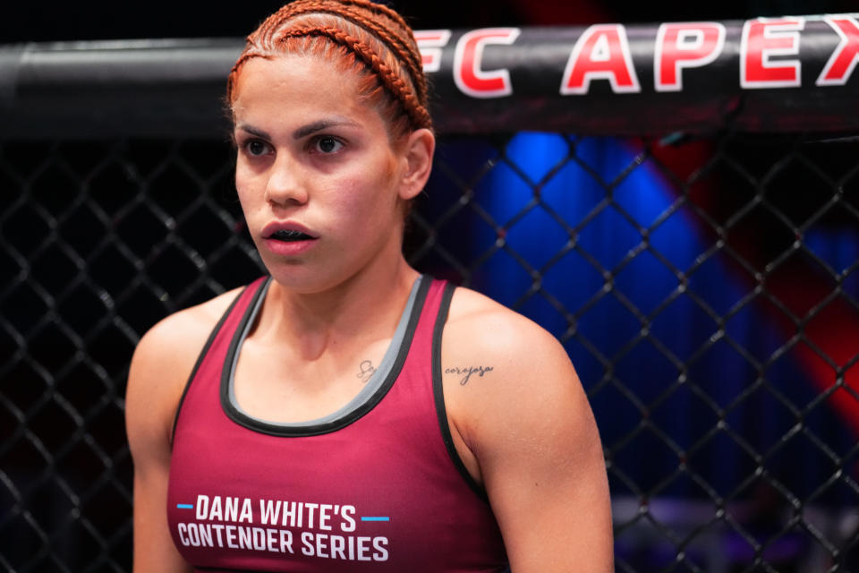LAS VEGAS, NEVADA – AUGUST 23: Rayanne Amanda of Brazil prepares to fight Denise Gomes of Brazil in a strawweight fight during Dana White’s Contender Series season six, week five at UFC APEX on August 23, 2022 in Las Vegas, Nevada. (Photo by Chris Unger/Zuffa LLC)