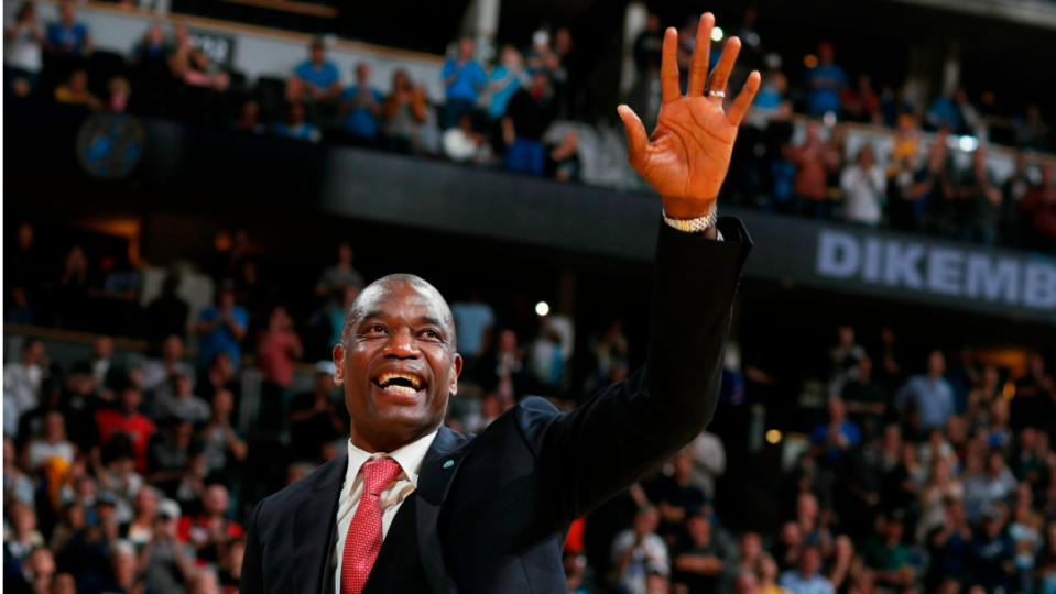 NBA前明星中鋒穆湯波（Dikembe Mutombo）腦癌過世。美聯社