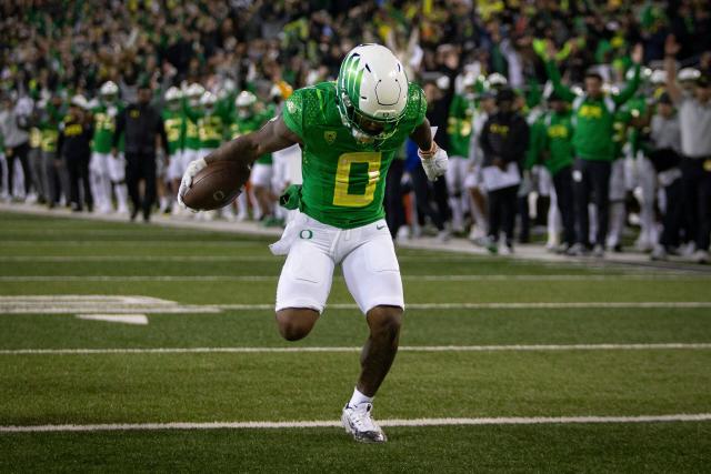 PFF says Oregon's Bucky Irving was a Top 10 running back in 2022