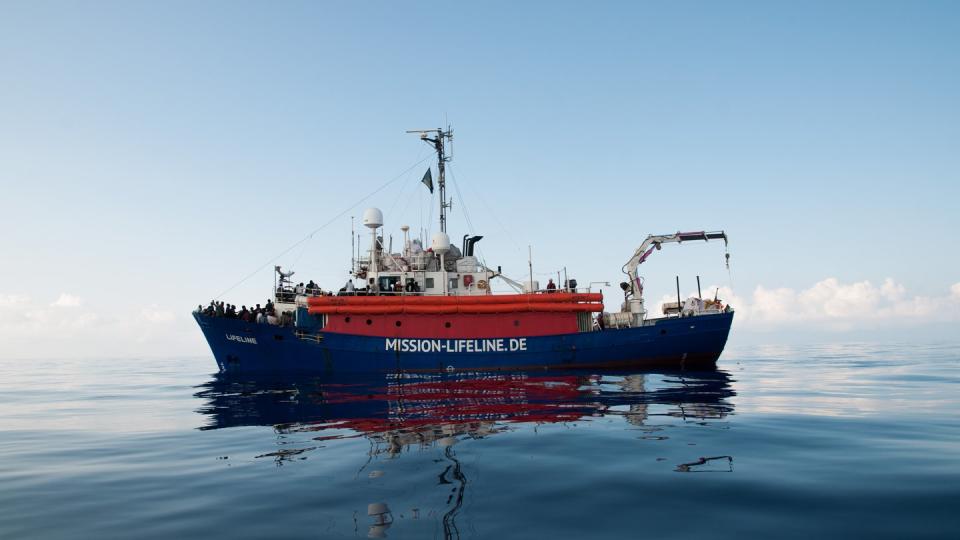 Die «Liefeline» im Mittelmeer unweit von Malta. Foto: Hermine Poschmann/Mission Lifeline