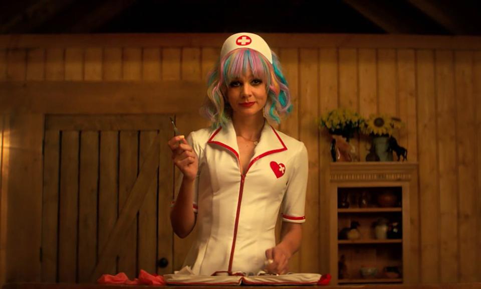 Cassie's nurse outfit in Promising Young Woman