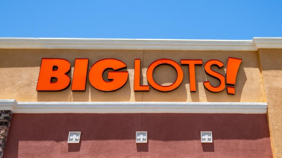 Big Lots Chapter 11 Could Mean Growth Opportunity For Ollie's Bargain Outlet, Analyst Says