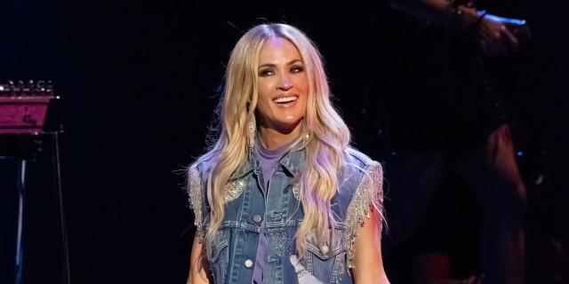 Carrie Underwood Reportedly Gets Paid $1 Million Dollars Per Game