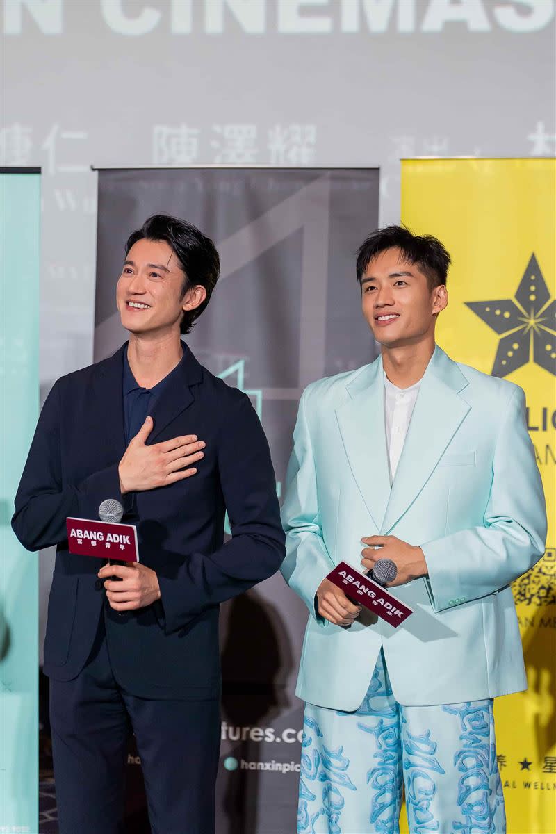 吳慷仁、陳澤耀開心出席《富都青年》馬來西亞首映會。（圖／摩爾娛樂提供）