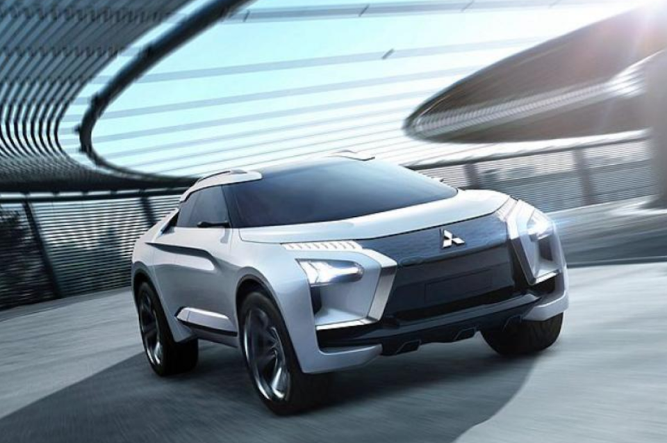 <strong>去年東京車展發表的 e-Evolution Concept 概念車，除有望成為新世代 Lancer 設計雛型外，最快在 2020 年就會量產問世。</strong>