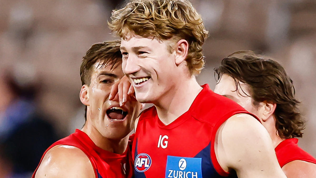 AFL on X: Rooooooooooooo 🦘 Congratulations to @melbournefc's Jacob van  Rooyen who is the round 12 AFL Rising Star nominee.   / X