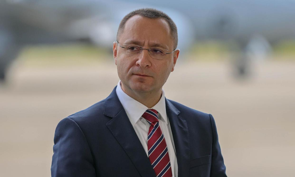 <span>Ukrainian ambassador Vasyl Myroshnychenko says more ammunition from Australia and France would make ‘a meaningful contribution’.</span><span>Photograph: Russell Freeman/AAP</span>
