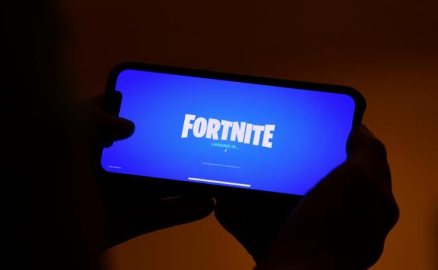 Fortnite app store Stock Photos, Royalty Free Fortnite app store Images