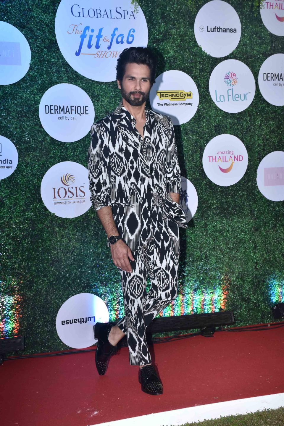Shahid opted for a quirky outfit for Global Fit and Fab Awards.