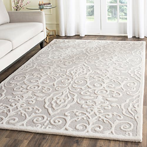 Safavieh Martha Stewart Collection Handmade Premium Wool Whetstone Grey Area Rug (Amazon / Amazon)