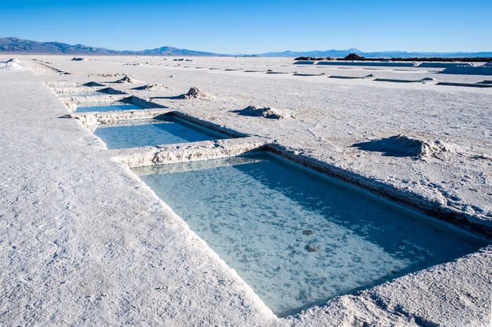 Evaporation ponds for producing lithium.