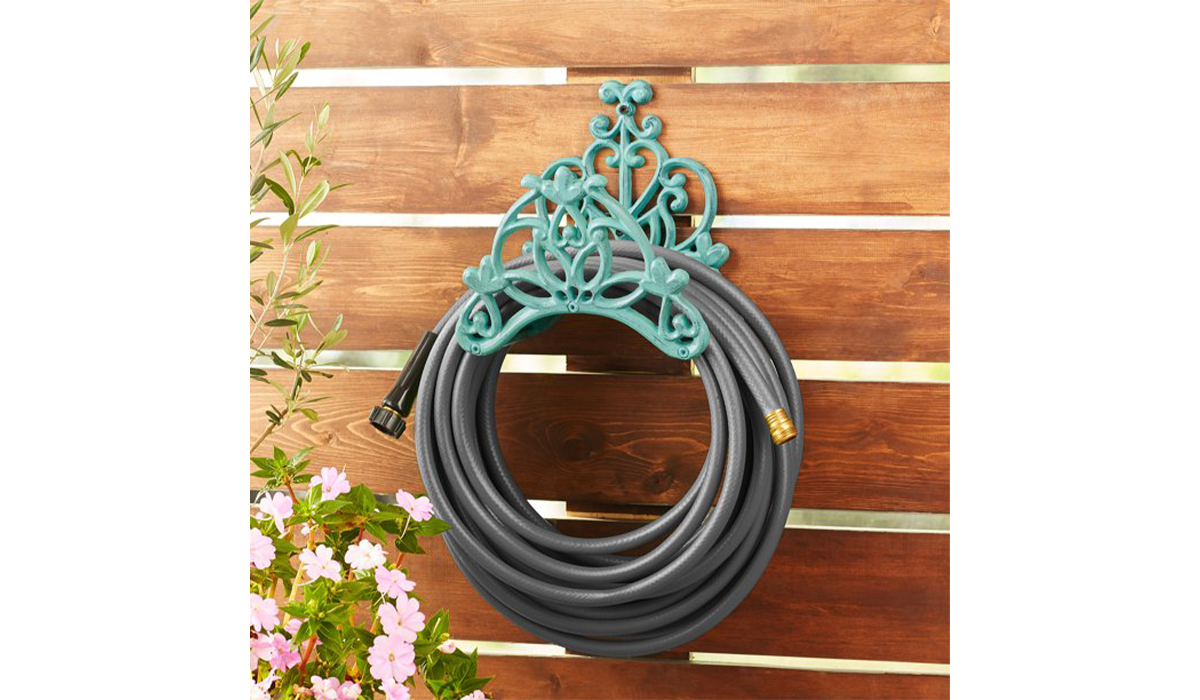 Pioneer Woman hose holder (Photo: Walmart)