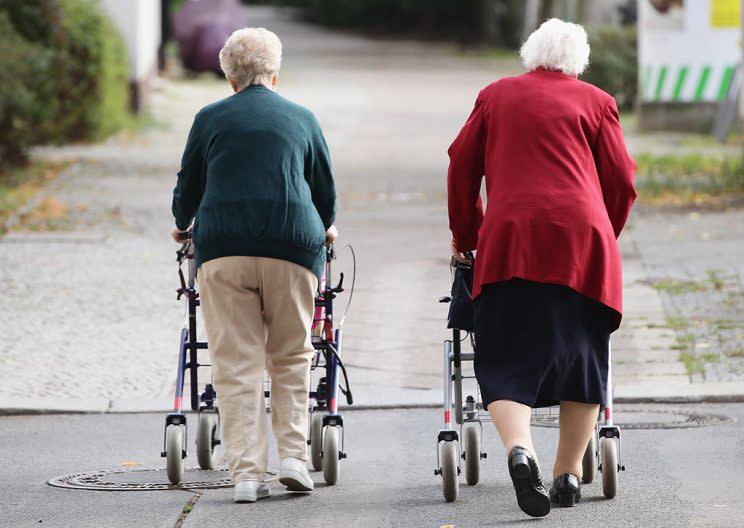 L’età pensionabile passerebbe da 66,7 anni in vigore a 67 tondi, a partire dal 2019. (Getty)