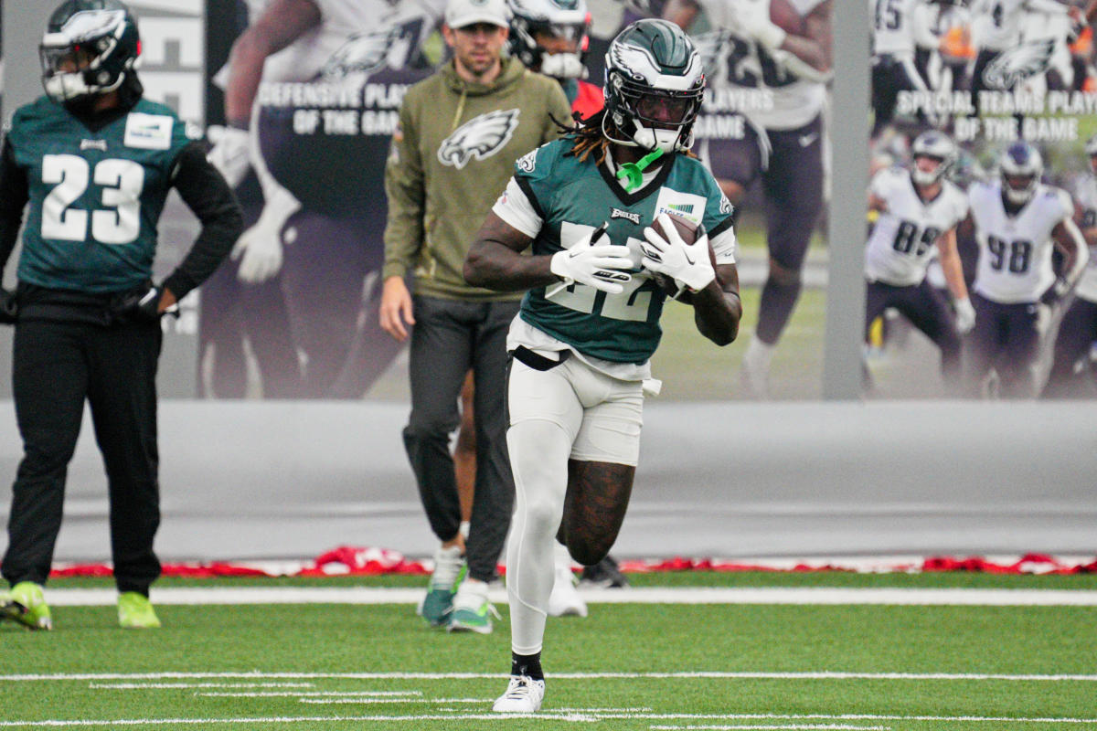 Former Ohio State running back Trey Sermon fighting for Eagles roster spot