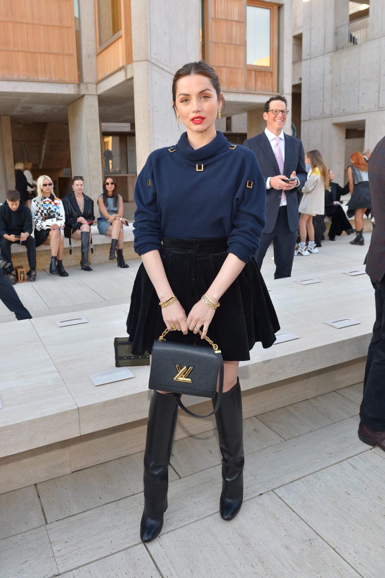 Ana de Armas Louis Vuitton 2023 Cruise Show