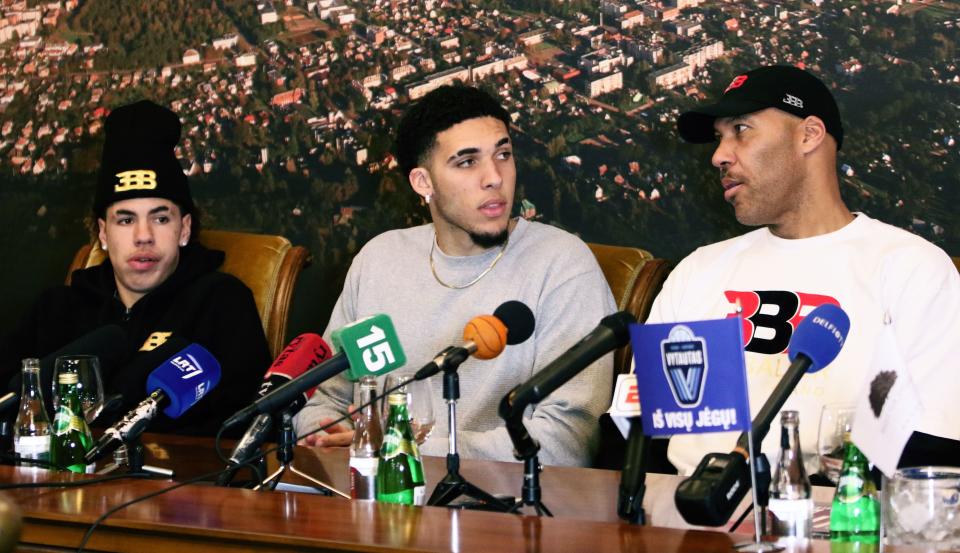 LaVar Ball has a plan to get LiAngelo drafted by the Lakers, but will it work? (Getty Images)