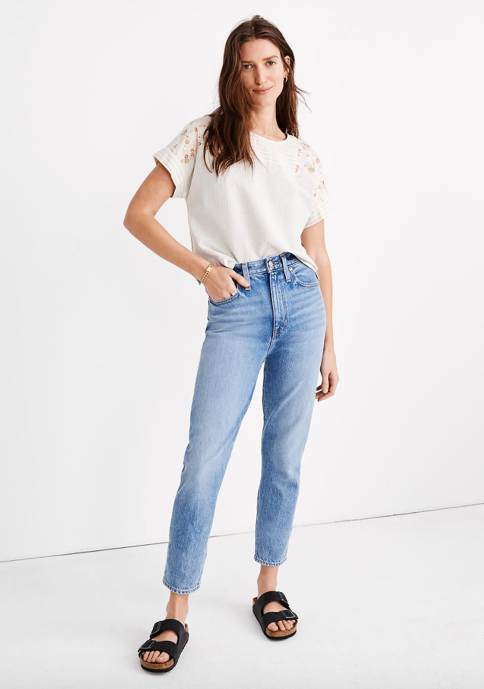 <strong><a href="https://fave.co/2Gc1YJT" target="_blank" rel="noopener noreferrer">Find them&nbsp;for $80 at Madewell.</a></strong>