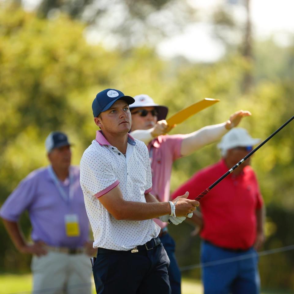 El golfista de Florida y ex estrella de Chiles High, Parker Bell, avanzó a las semifinales del US Amateur en Colorado.